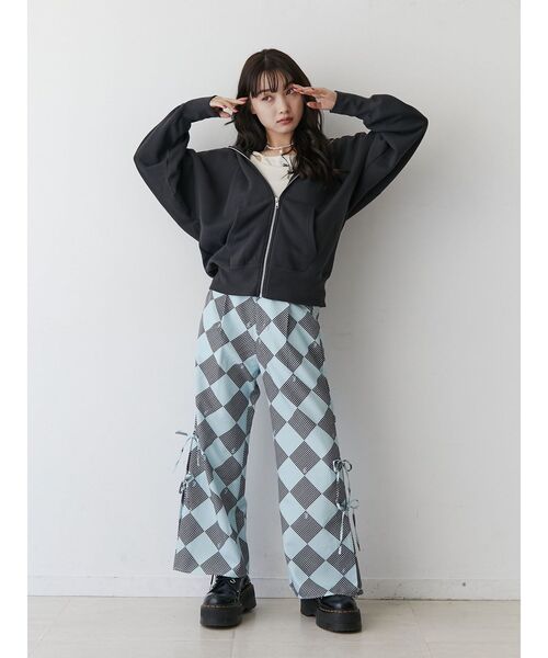jouetie（ジュエティ）の「ギンガムパターンサイドリボンパンツ【セットアップ対応】（その他パンツ・レディース・ブラック/ピンク/ブルー・MEDIUM）」の19枚目の写真