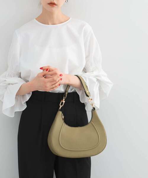 AULENTTI（オウレンティ）の「AULENTTI　レザーショルダーBAG（ハンドバッグ・レディース・オリーブ/ブラック・FREE）」の16枚目の写真