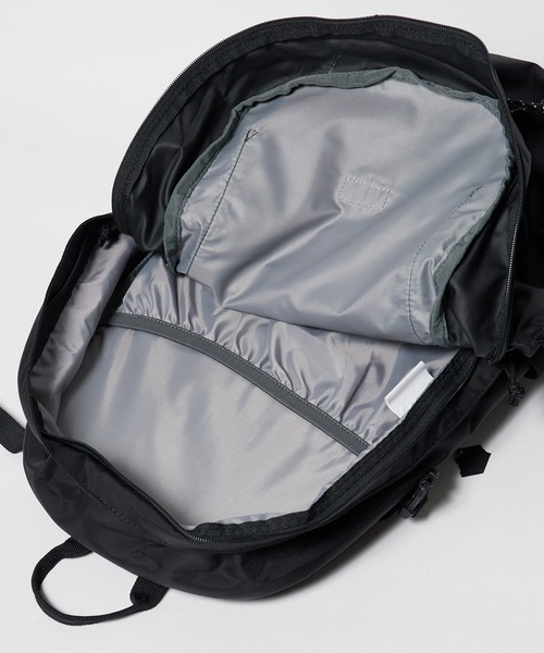 Columbia(コロンビア)の「Columbia/コロンビア Castle Rock 25L Backpack II キャッスルロック25LバックパックII(バックパック/リュック・メンズ・ブラック/ライトベージュ/ブルー・ONE SIZE)」の10枚目の写真