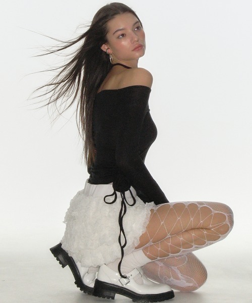 CRANK（クランク）の「A'GEM/9 × .kom 『CRANK/クランク』 ROSE STRING Off SHOULDER TOP/ローズオフショルダートップス（その他トップス・レディース・ブラック/ベージュ/ピンク・FREE）」の4枚目の写真