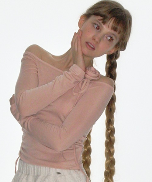 CRANK（クランク）の「A'GEM/9 × .kom 『CRANK/クランク』 ROSE STRING Off SHOULDER TOP/ローズオフショルダートップス（その他トップス・レディース・ブラック/ベージュ/ピンク・FREE）」の9枚目の写真