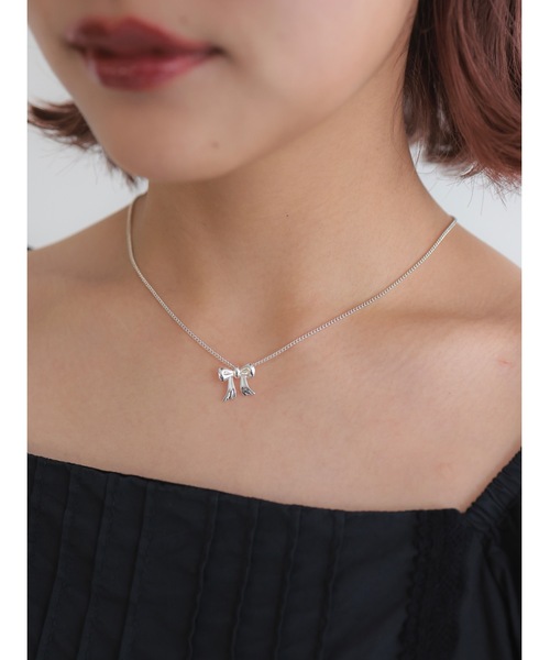 jumelle（ジュメロ）の「silver ribbon necklace（ネックレス・レディース・シルバー・FREE）」の19枚目の写真