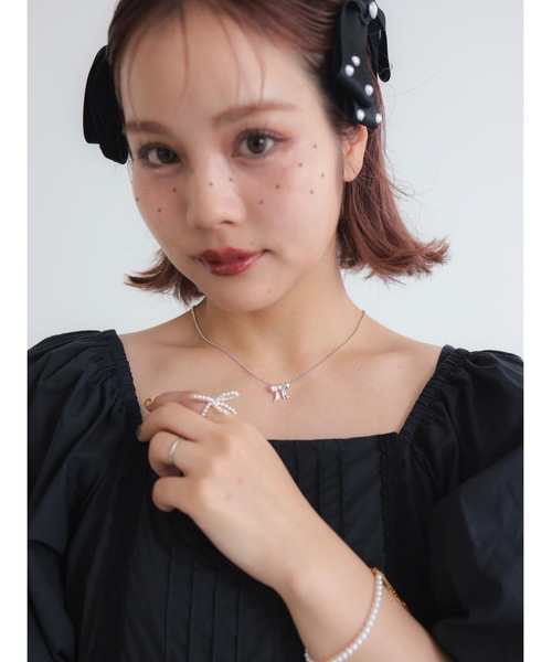 jumelle（ジュメロ）の「silver ribbon necklace（ネックレス・レディース・シルバー・FREE）」の21枚目の写真