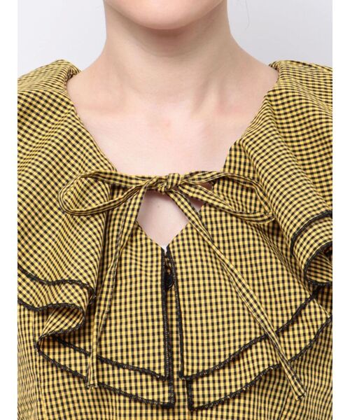 jouetie(ジュエティ)の「エアリーフリルノースリブラウス【セットアップ対応】(シャツ/ブラウス・レディース・イエロー/オフホワイト/ブラック・MEDIUM)」の11枚目の写真