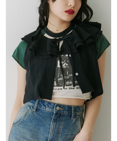 jouetie(ジュエティ)の「エアリーフリルノースリブラウス【セットアップ対応】(シャツ/ブラウス・レディース・イエロー/オフホワイト/ブラック・MEDIUM)」の4枚目の写真