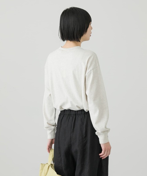 かぐれ（カグレ）の「クルーネック長袖カットソー（Tシャツ/カットソー・レディース・オフホワイト/オートミール・FREE）」の22枚目の写真