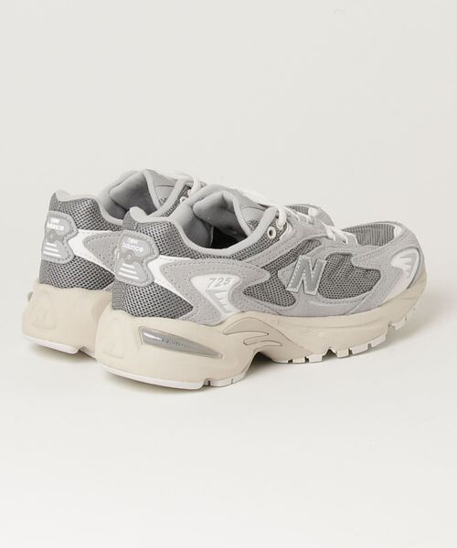 NEW BALANCE（ニューバランス）の「725（スニーカー・メンズ・グレー・22.0cm/22.5cm/23.0cm/23.5cm/24.0cm/24.5cm/25.0cm/25.5cm/26.0cm/26.5cm/27.0cm/27.5cm/28.0cm/28.5cm/29.0cm/30.0cm）」の3枚目の写真