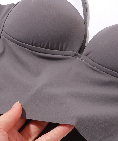 Lace Ladies(レースレディース)の「ソリッドカラー ホルターネック コンパクト カップイン キャミソール(キャミソール・レディース・グレー/ブラック/ホワイト・FREE)」の7枚目の写真