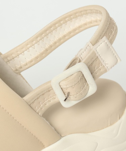 FOREVER 21(フォーエバー トゥエンティーワン)の「【2024SS】厚底スポーツサンダル(サンダル・レディース・ブラック/オフホワイト/グレー・SMALL/MEDIUM/LARGE)」の17枚目の写真