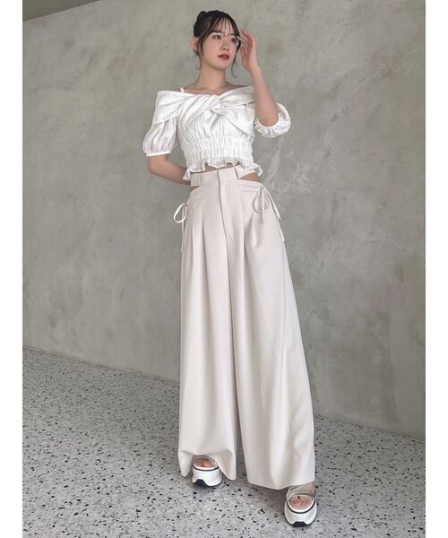 dazzlin（ダズリン）の「リボンワンショルパフブラウス（シャツ/ブラウス・レディース・ブラウン/ブラック/オフホワイト・FREE）」の17枚目の写真