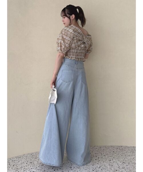 dazzlin（ダズリン）の「リボンワンショルパフブラウス（シャツ/ブラウス・レディース・ブラウン/ブラック/オフホワイト・FREE）」の16枚目の写真