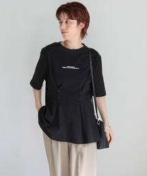 フロントホックTシャツ