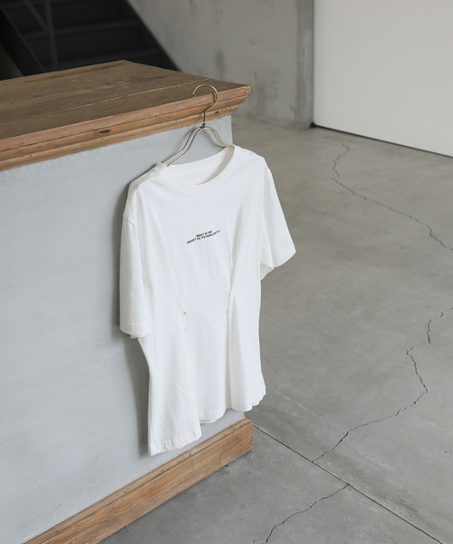 select MOCA(セレクトモカ)の「フロントホックTシャツ(Tシャツ/カットソー・レディース・ブラック/オフホワイト・MEDIUM/LARGE)」の6枚目の写真