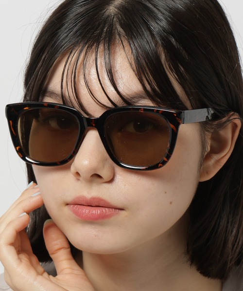 niko and（ニコアンド）の「オリジナルキャッツアイサングラス