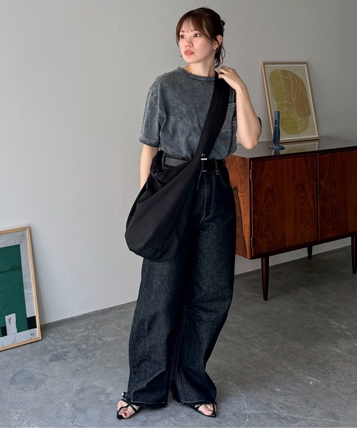 feepur（フェピュール）の「ピグメントルーズポケTee（Tシャツ/カットソー・レディース・オフホワイト/ブルー/チャコールグレー・MEDIUM）」の4枚目の写真