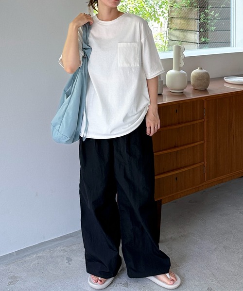 feepur（フェピュール）の「ピグメントルーズポケTee（Tシャツ/カットソー・レディース・オフホワイト/ブルー/チャコールグレー・MEDIUM）」の15枚目の写真