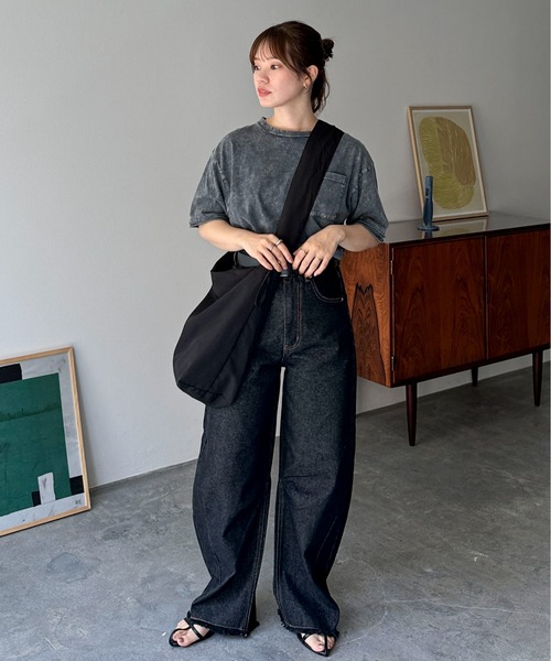 feepur（フェピュール）の「ピグメントルーズポケTee（Tシャツ/カットソー・レディース・オフホワイト/ブルー/チャコールグレー・MEDIUM）」の6枚目の写真