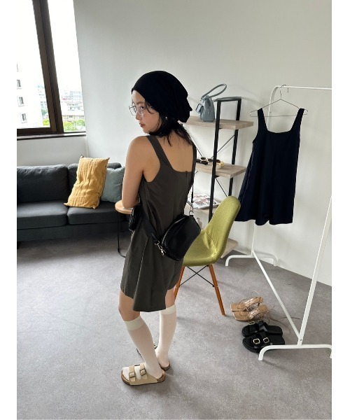 HANNE シャツショートロンパース HANNE（アン）の「ショートタンクロンパース（タンクトップ