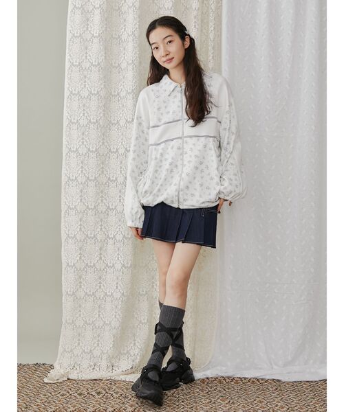 merry jenny（メリージェニー）の「リボンポケットデニムプリーツスカート（スカート・レディース・ブラック/インディゴブルー・FREE）」の4枚目の写真