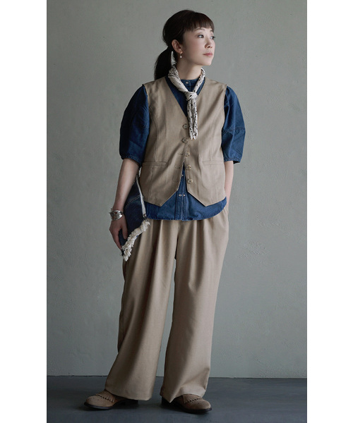 apartment department（アパートメントデパートメント）の「Vネックベスト（ベスト・レディース・ブラック/ベージュ・M）」の3枚目の写真