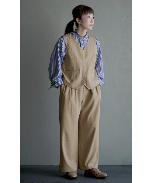 apartment department（アパートメントデパートメント）の「Vネックベスト（ベスト・レディース・ブラック/ベージュ・M）」の6枚目の写真