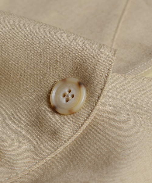 apartment department（アパートメントデパートメント）の「Vネックベスト（ベスト・レディース・ブラック/ベージュ・M）」の20枚目の写真