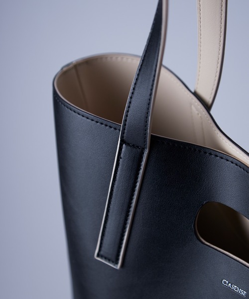 CIASENSE(シアセンス)の「Switching 2way tote bag /切り替え 2way合皮トートバッグ(トートバッグ・メンズ・ブラック×ベージュ・FREE)」の19枚目の写真