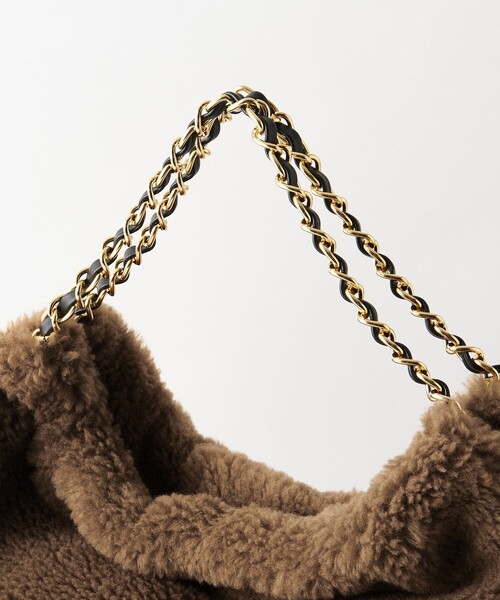 VIOLAd'ORO（ヴィオラドーロ）の「＜VIOLAd’ORO＞ELMO チェーンショルダー トートバッグ（ショルダーバッグ・レディース・ブラウン/ダークグレー・FREE）」の11枚目の写真