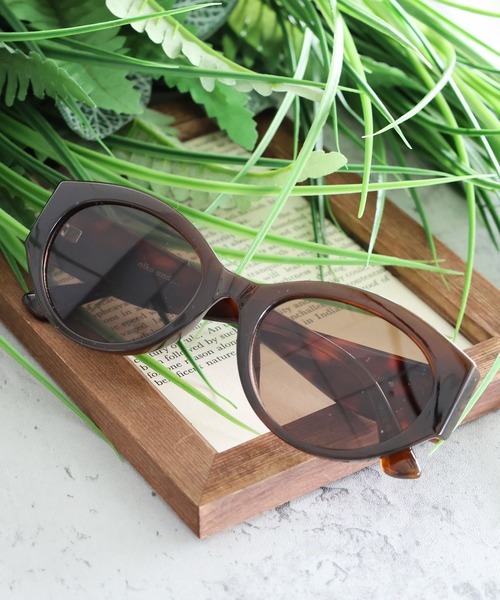 niko and...（ニコアンド）の「オリジナルオーバルキャットサングラス（サングラス・レディース・クリーム/ブラウン・FREE）」の2枚目の写真