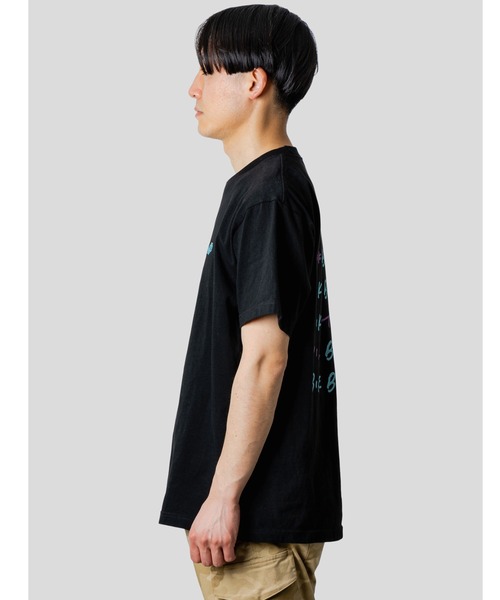 narifuri(ナリフリ)の「プリントTシャツ(HATCH)(Tシャツ/カットソー・メンズ・ブラック/ホワイト・MEDIUM/LARGE)」の4枚目の写真