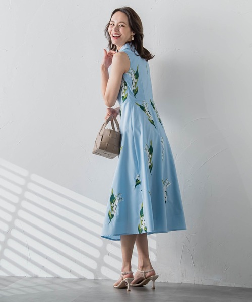 Viaggio Blu(ビアッジョブルー)の「スズラン刺繍ワンピース(ワンピース・レディース・ライトブルー・M/L)」の3枚目の写真