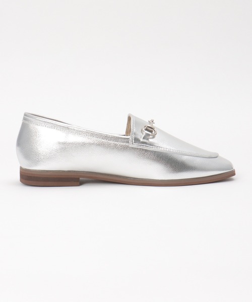 ikka（イッカ）の「【雑誌InRed web10月号掲載】やわらかビットローファー（パンプス・レディース・シルバーグレー/ブラック・M/L）」の8枚目の写真