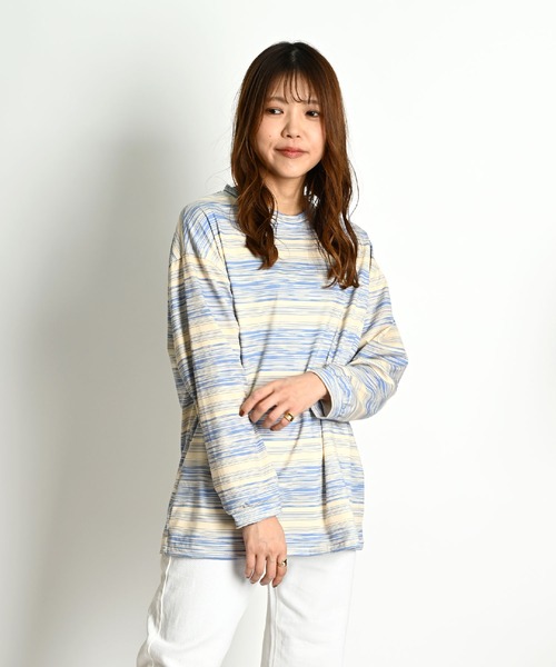 MARAI(マーライ)の「ボーダー柄 ドロップショルダー 長袖Tシャツ ルームウェア(Tシャツ/カットソー・レディース・カーキ/ブルー/ピンク/ブラック・MEDIUM/X-LARGE)」の17枚目の写真