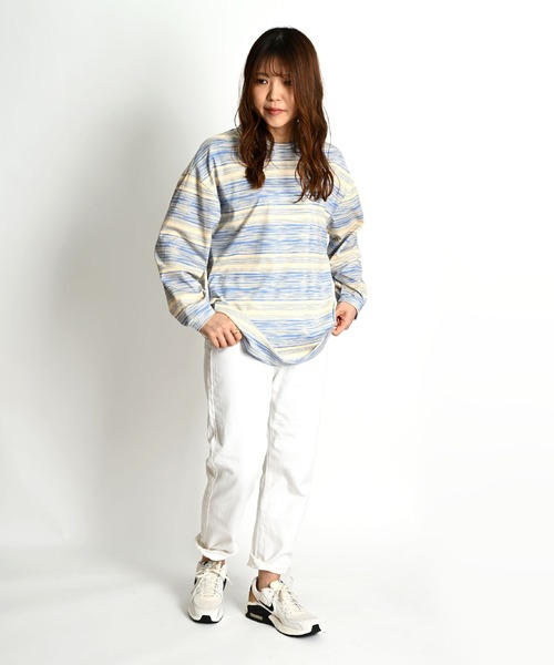 MARAI(マーライ)の「ボーダー柄 ドロップショルダー 長袖Tシャツ ルームウェア(Tシャツ/カットソー・レディース・カーキ/ブルー/ピンク/ブラック・MEDIUM/X-LARGE)」の20枚目の写真