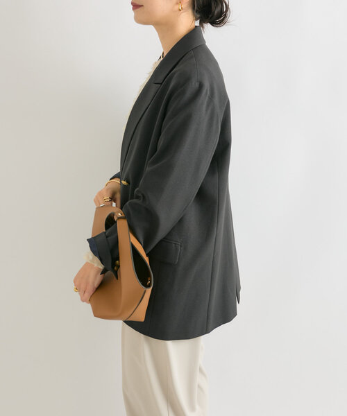 RIVE DROITE（リヴドロワ）の「【ゆったり着やすい】ウールライクピークドラペルジャケット（テーラードジャケット・レディース・ネイビー/ブラウン/グレー・FREE）」の18枚目の写真