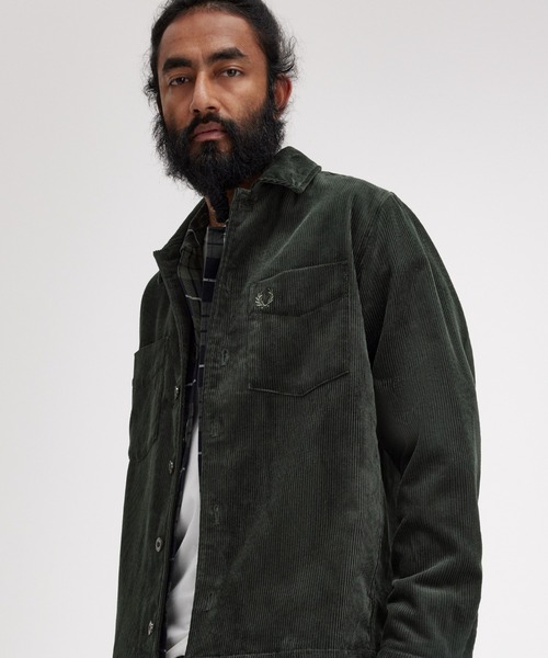 FRED PERRY（フレッドペリー）の「Corduroy Overshirt（シャツ/ブラウス・メンズ・ダークグリーン・M/L）」の6枚目の写真