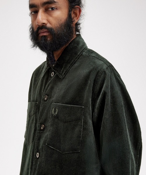 FRED PERRY（フレッドペリー）の「Corduroy Overshirt（シャツ/ブラウス・メンズ・ダークグリーン・M/L）」の7枚目の写真