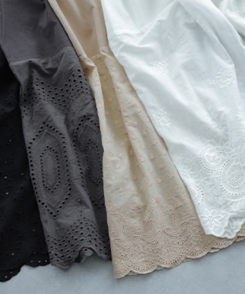 HUG.U（ハグユー）の「裾ペチパンツ（その他パンツ・レディース・ベージュ/グレー系その他2/グレー系その他3/ホワイト/ホワイト系その他/ベージュ系その他/ホワイト系その他3/ベージュ系その他2/ブラック/グレー系その他/ブラック系その他2/チャコールグレー/ブラック系その他/ホワイト系その他2/ブラック系その他3/ベージュ系その他3・レギュラー丈/トール丈）」の22枚目の写真