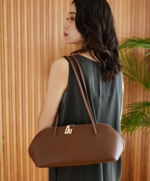 ADD CULUMN（アドカラム）の「BARNYARDSTORM / 【ADDCULUMN / アドカラム】 / ボストンバッグ 【『BABALOG』チャンネルご紹介アイテム】（トートバッグ・レディース・キャメル/ブラック/ダークブラウン/ブラウン系その他/ブラック系その他/ベージュ・FREE）」の5枚目の写真