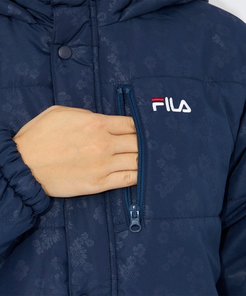 FILA(フィラ)の「エンボスベンチコート(その他アウター・レディース・ネイビー・LARGE/MEDIUM)」の5枚目の写真