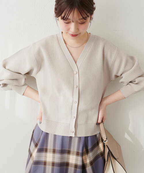 natural couture(ナチュラルクチュール)の「いろいろ釦畦編みポリニットカーディガン(カーディガン/ボレロ・レディース・モカ/ミント/ボルドー/チャコールグレー/グレイッシュベージュ・FREE)」の5枚目の写真