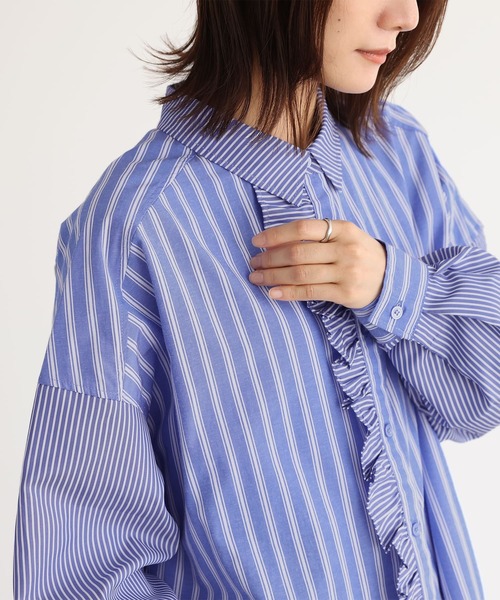 n'OrLABEL(ノアールレーベル)の「『ミックスストライプフリルシャツ』(シャツ/ブラウス・レディース・ブルー/チャコール・FREE)」の3枚目の写真