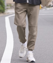 ハリ感ダンボールニット ジョガーパンツ