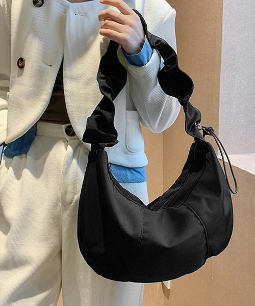 Miniministore(ミニミニストア)の「ギャザーナイロンバッグ PUレザートート(トートバッグ・レディース・ブラック系1/ブラック系2・FREE)」の4枚目の写真