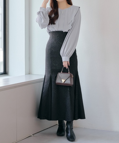 Another Branch olive des olive(アナザーブランチオリーブデオリーブ)の「【WEB限定】【オフィスにも】パール付きラッフルブラウス(シャツ/ブラウス・レディース・ブラック/オフホワイト/ネイビー/ベージュ/ライトブルーグレー・FREE)」の19枚目の写真