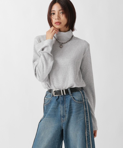 PAGEBOY(ページボーイ)の「フラッフィーテレコハイネック(Tシャツ/カットソー・レディース・ライトグリーン/ブラック/グレー/グリーン系その他・FREE)」の11枚目の写真