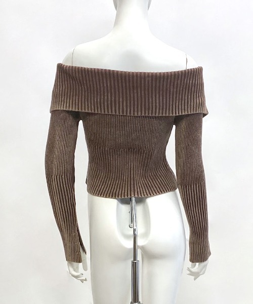 【値下げ 7,600円→7,300円 】 d.i.a. オフショルダートップス セール】オフショルダー前ZIPトップス（ニット/セーター