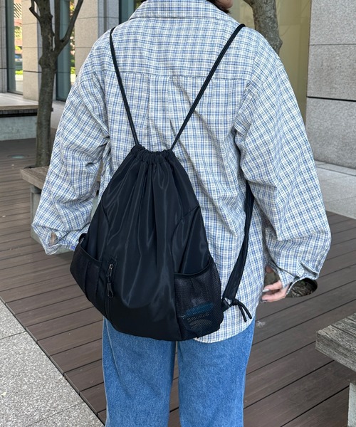 kutir（クティール）の「kutirlune／メッシュポケットナップサック　バックパック（バックパック/リュック・レディース・ライトグレー/ブラック・FREE）」の15枚目の写真