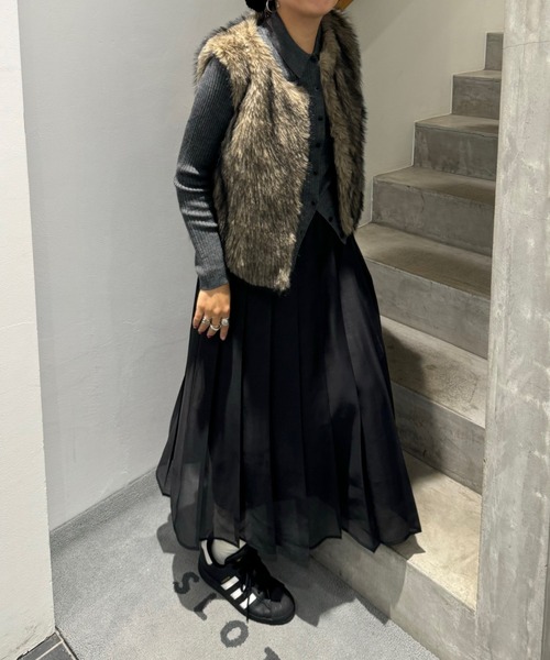 archives(アルシーヴ)の「【Ltd.】FAKE FUR VEST(ベスト・レディース・ベージュ/ブラウン・MEDIUM)」の17枚目の写真