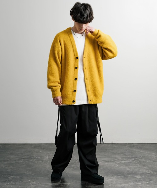 オーバーサイズフェザーヤーンVネックニットカーディガン
